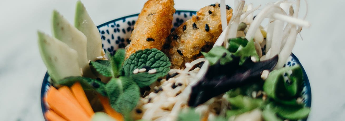 Salad in bowl menu22x